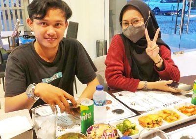 GibuKu Kacamata Teammates